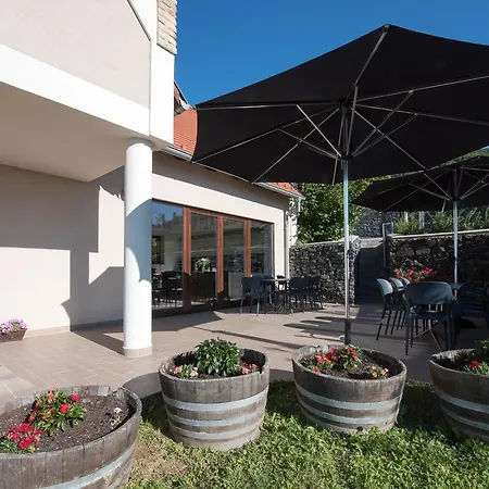 5 Haz Borbirtok Apartmanhotel Hévíz